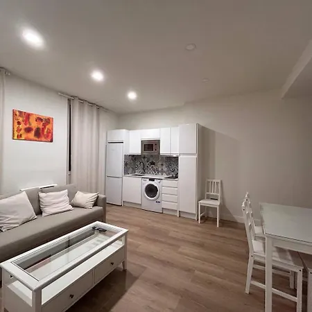 2 Privadas Con 1 Bano Privado, Salon Y Cocina Проживание в семье